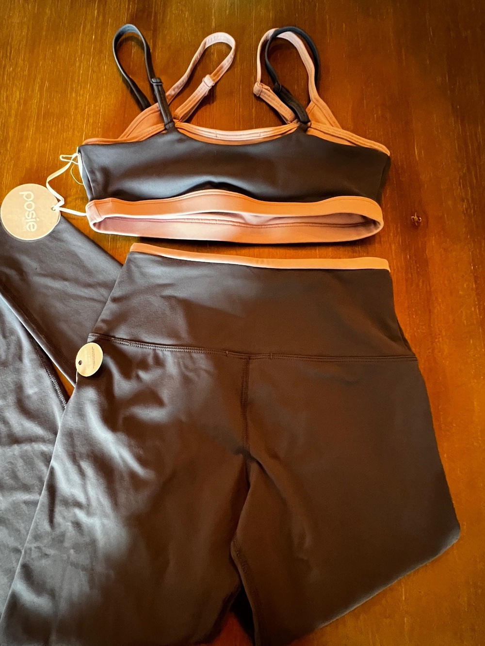 NWT Posie Active Gray & Pink Two Piece Activewear Set Leggings Sports Bra XS - Picture 3 of 3